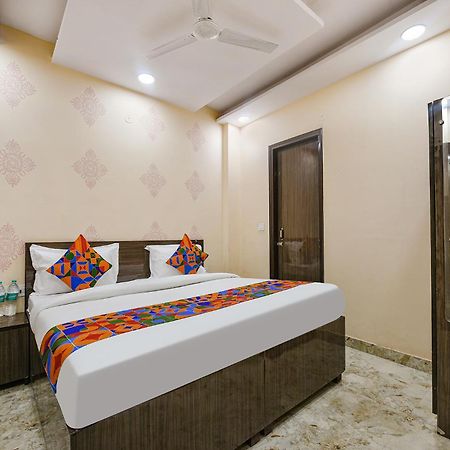 Fabexpress Unicon Hotell New Delhi Eksteriør bilde